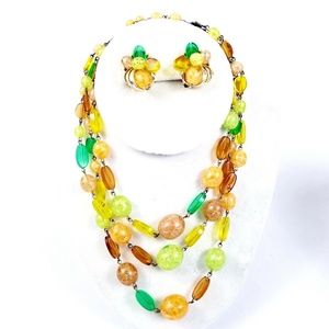 Vintage Necklace Clip Earrings Set Acrylic Resin B